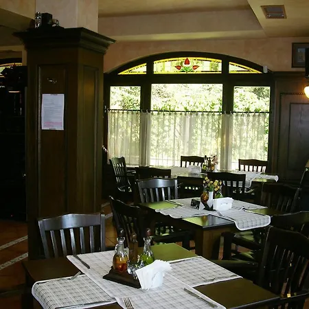 Amsterdam Hotel 3*