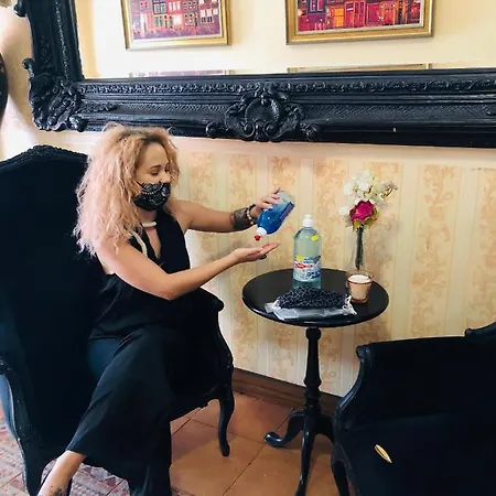 Amsterdam Hotel